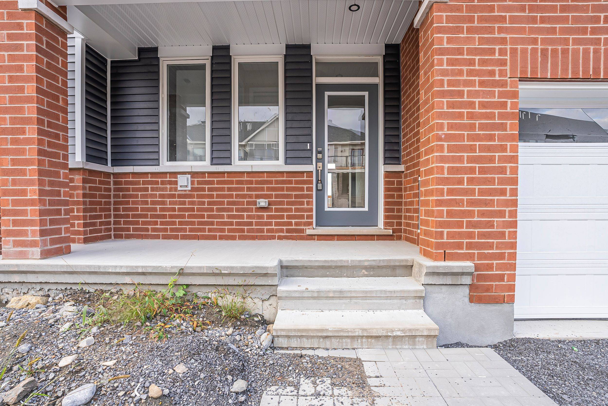 Barrhaven, ON K2J 7G6,120 Beebalm CRES