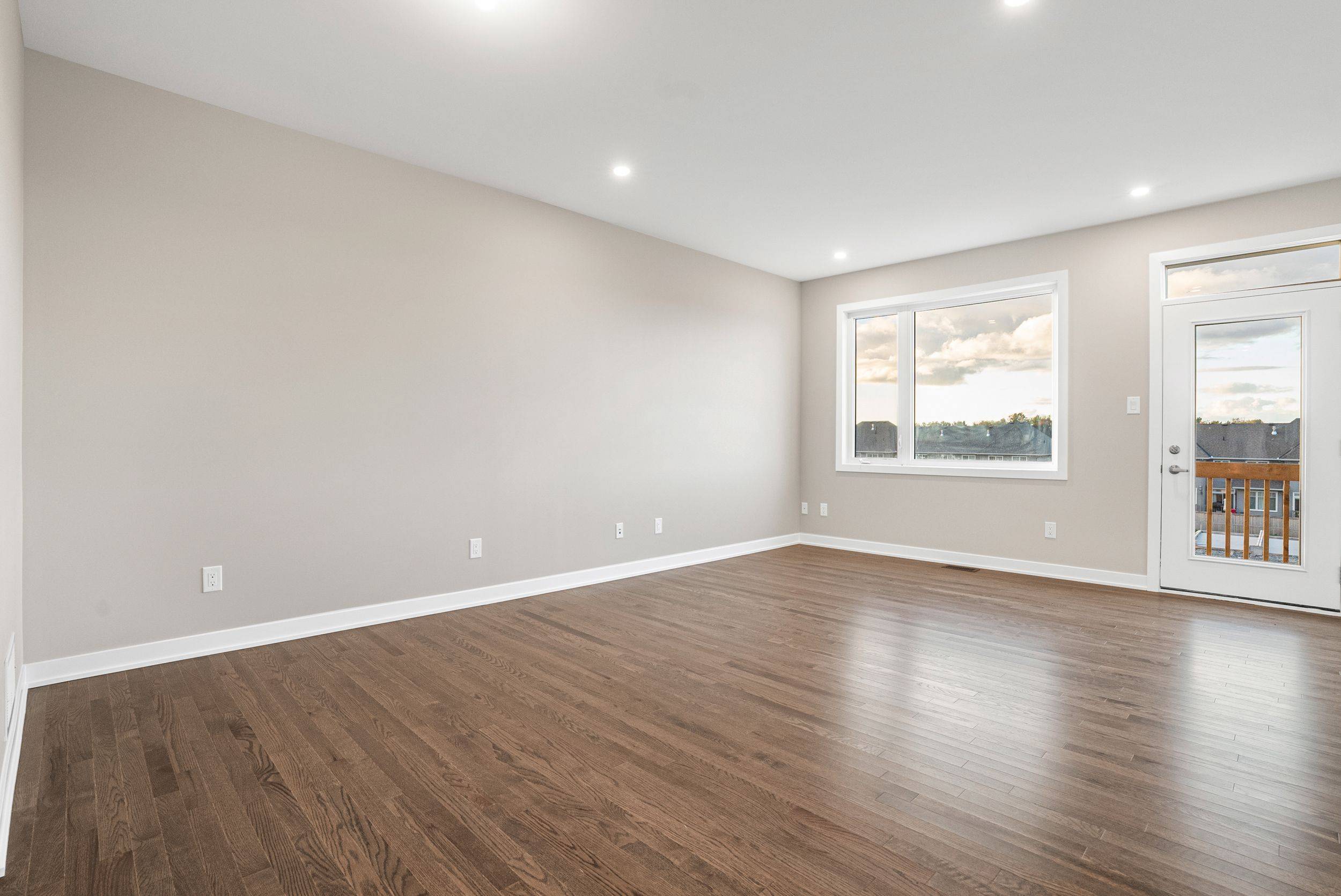 Barrhaven, ON K2J 7G6,120 Beebalm CRES