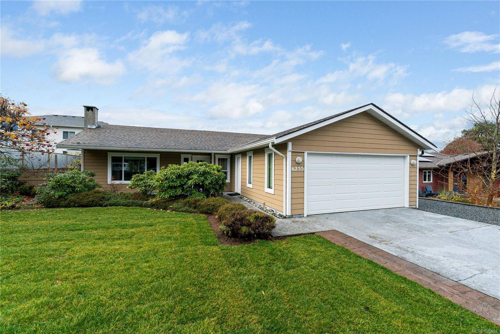 Nanaimo, BC V9V 1A9,6255 Blueback Rd