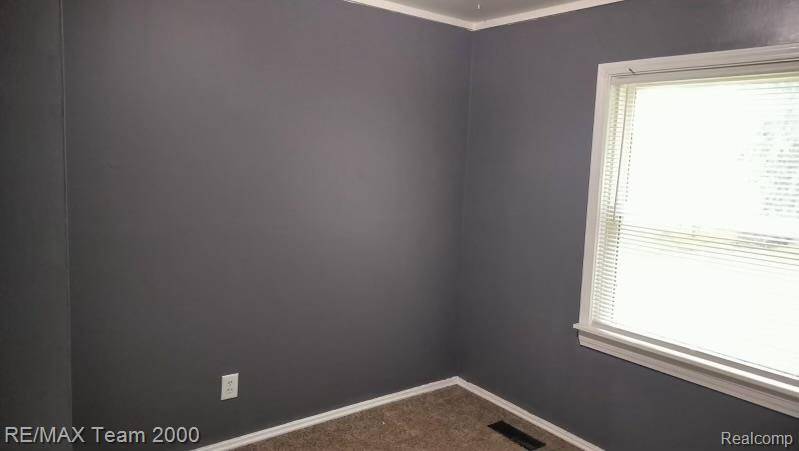 Belleville, MI 48111,20150 SHERWOOD RD