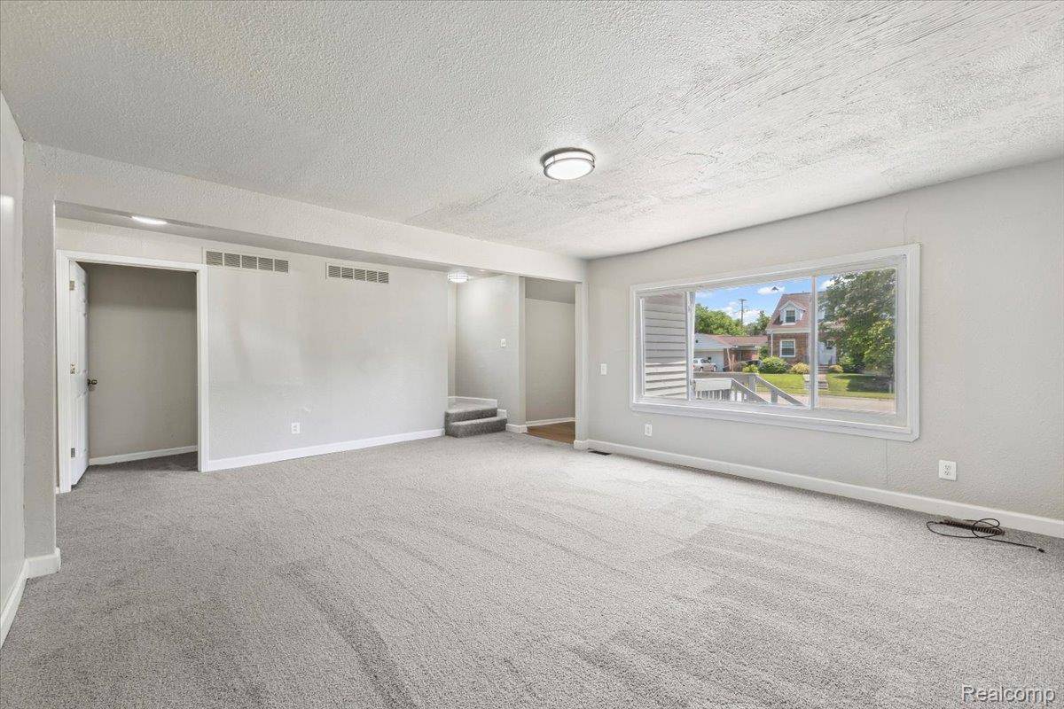 Inkster, MI 48141,3140 Moore ST