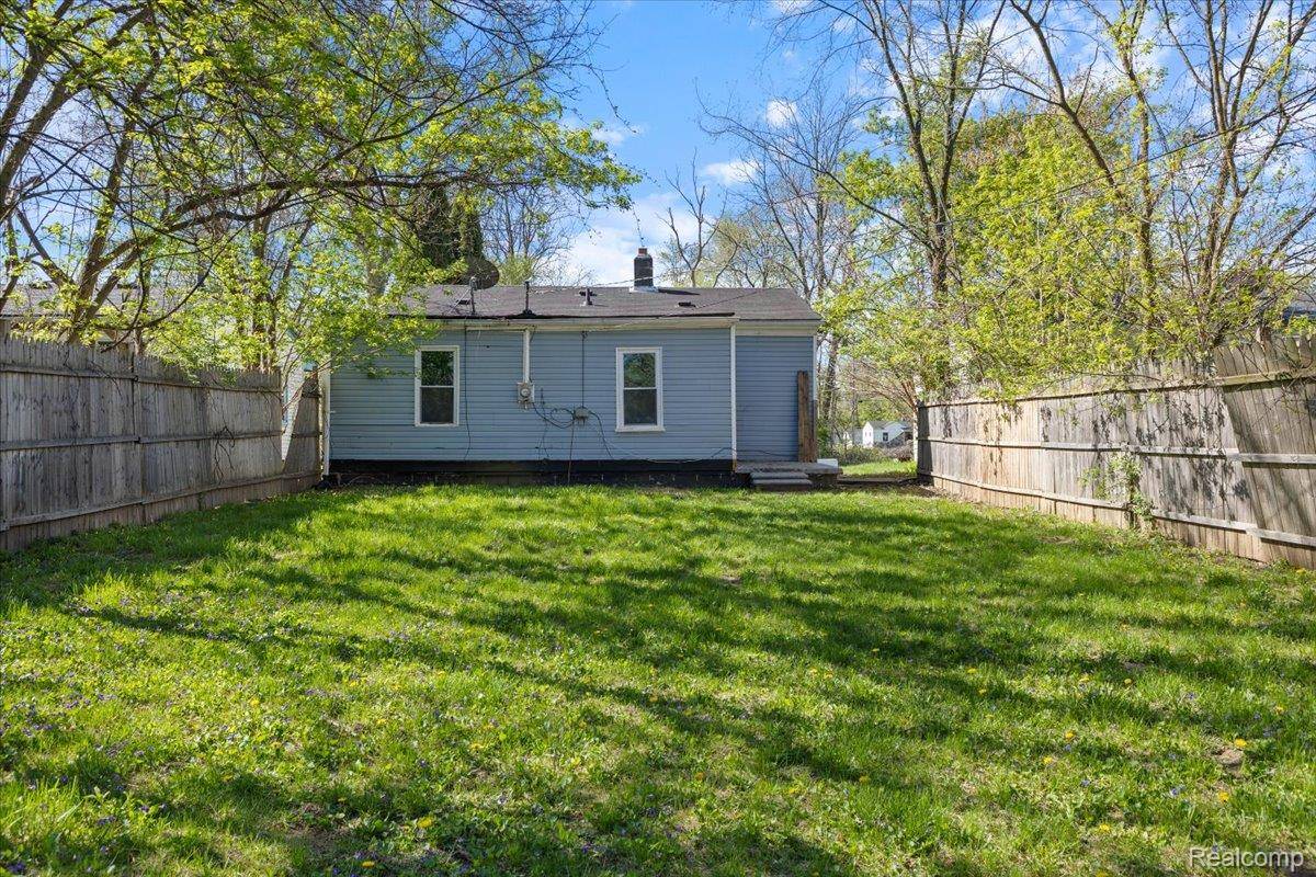 Westland, MI 48141,26076 Colgate ST