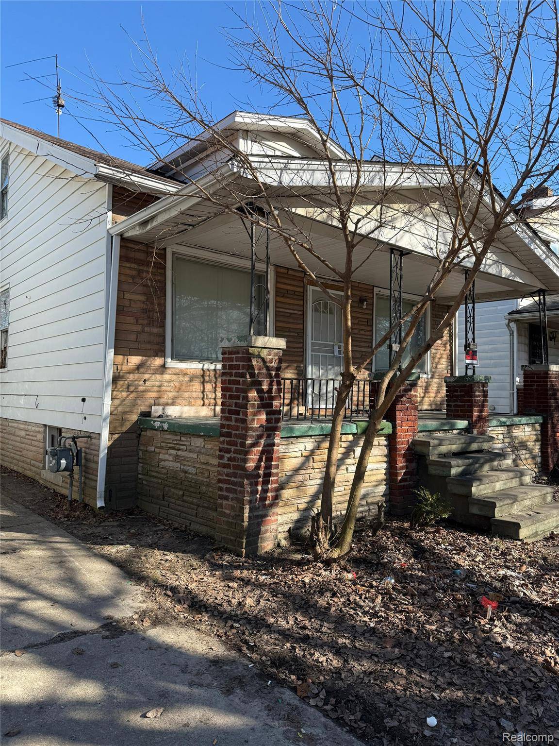 Detroit, MI 48238,15810 Normandy ST