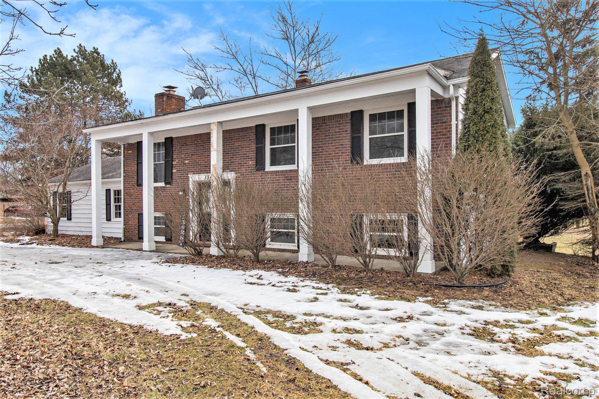 South Lyon, MI 48178,13428 SEQUOIA LN