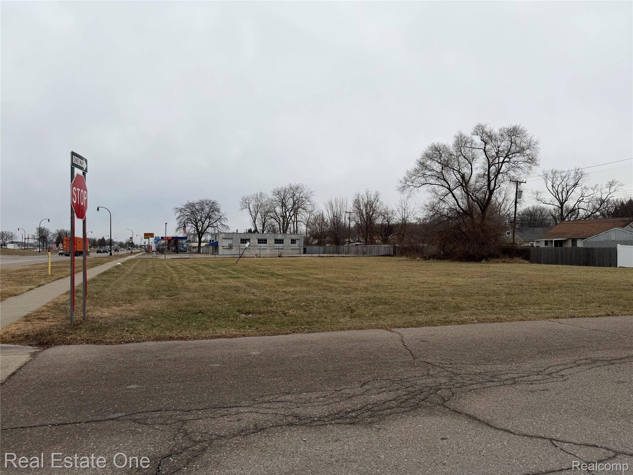 Taylor, MI 48180,TELEGRAPH TELEGRAPH