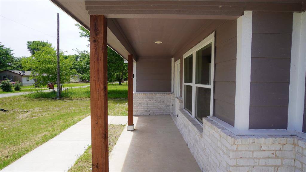 West Tawakoni, TX 75474,917 Redoak Drive