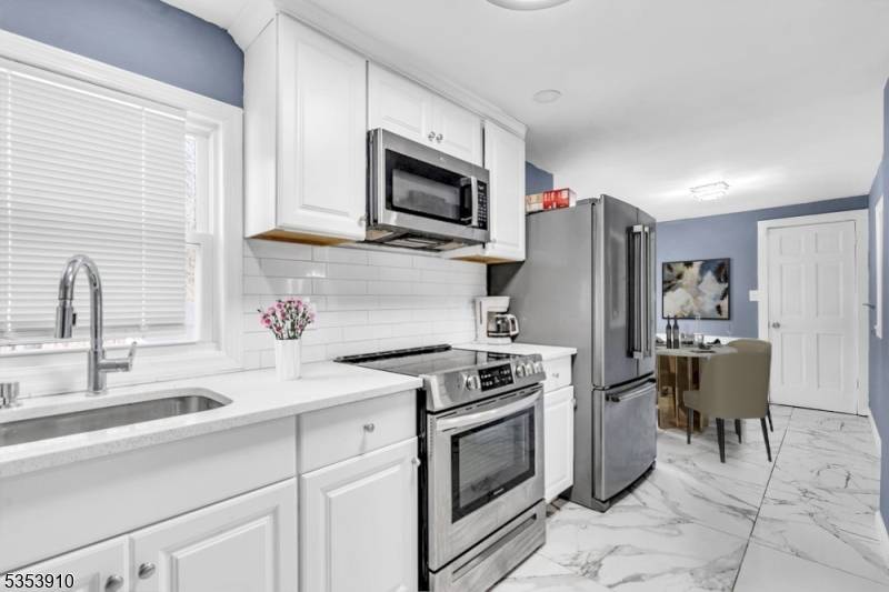 Glen Gardner Boro, NJ 08826,40 Main St