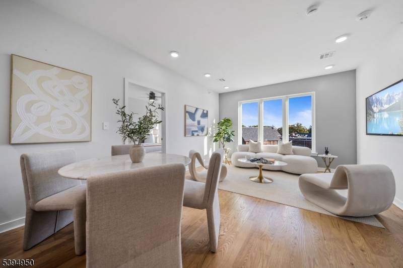 Bloomfield Twp., NJ 07003,37 Farrand Street #405