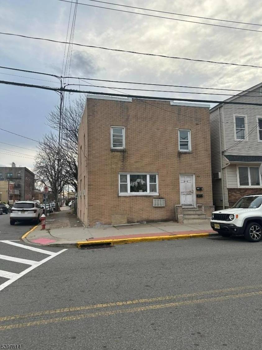 Fairview Boro, NJ 07022,410 Cliff St