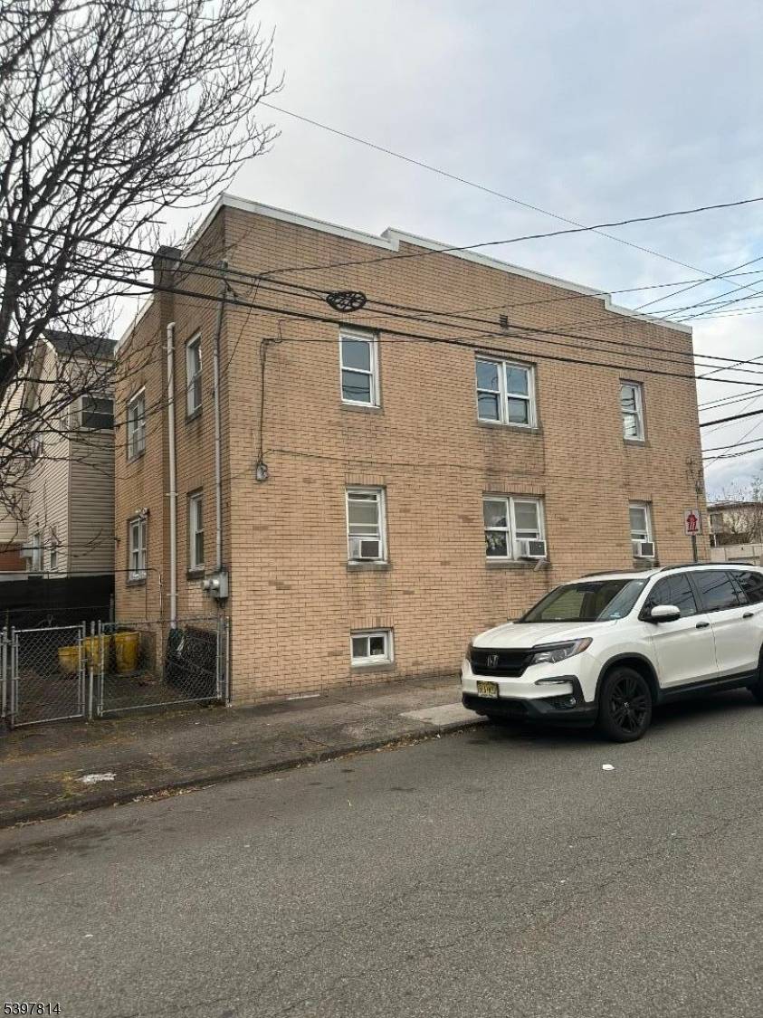 Fairview Boro, NJ 07022,410 Cliff St