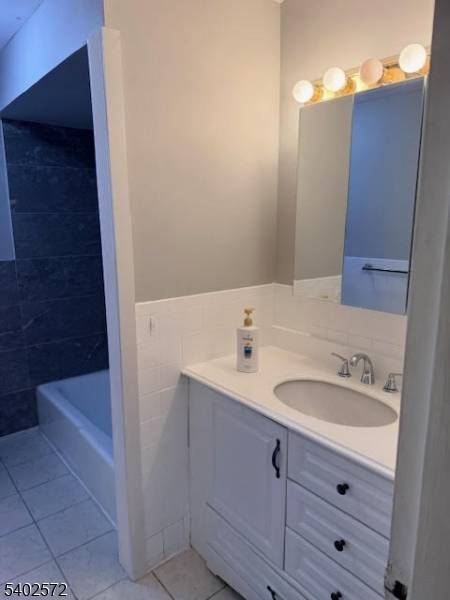 Clifton City, NJ 07013,355 Broad St