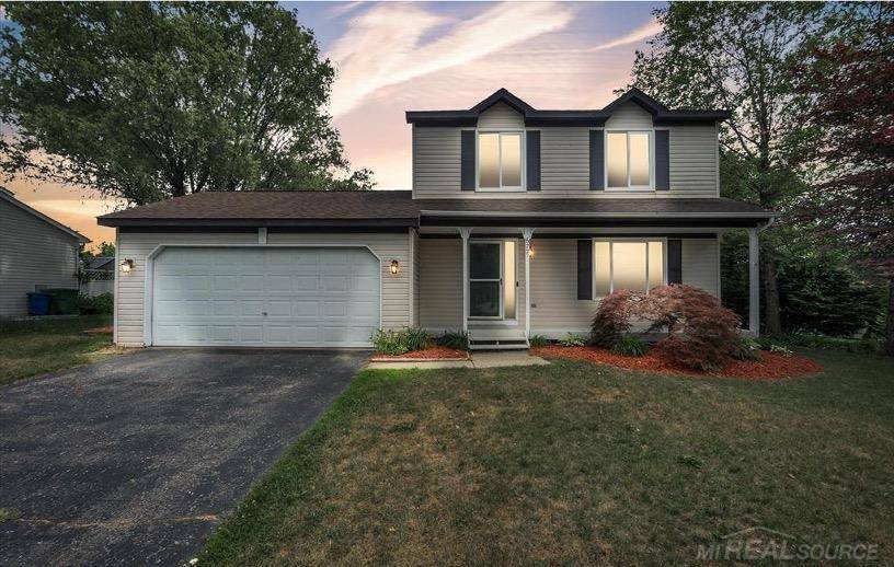 Oxford, MI 48371,677 Doral DR