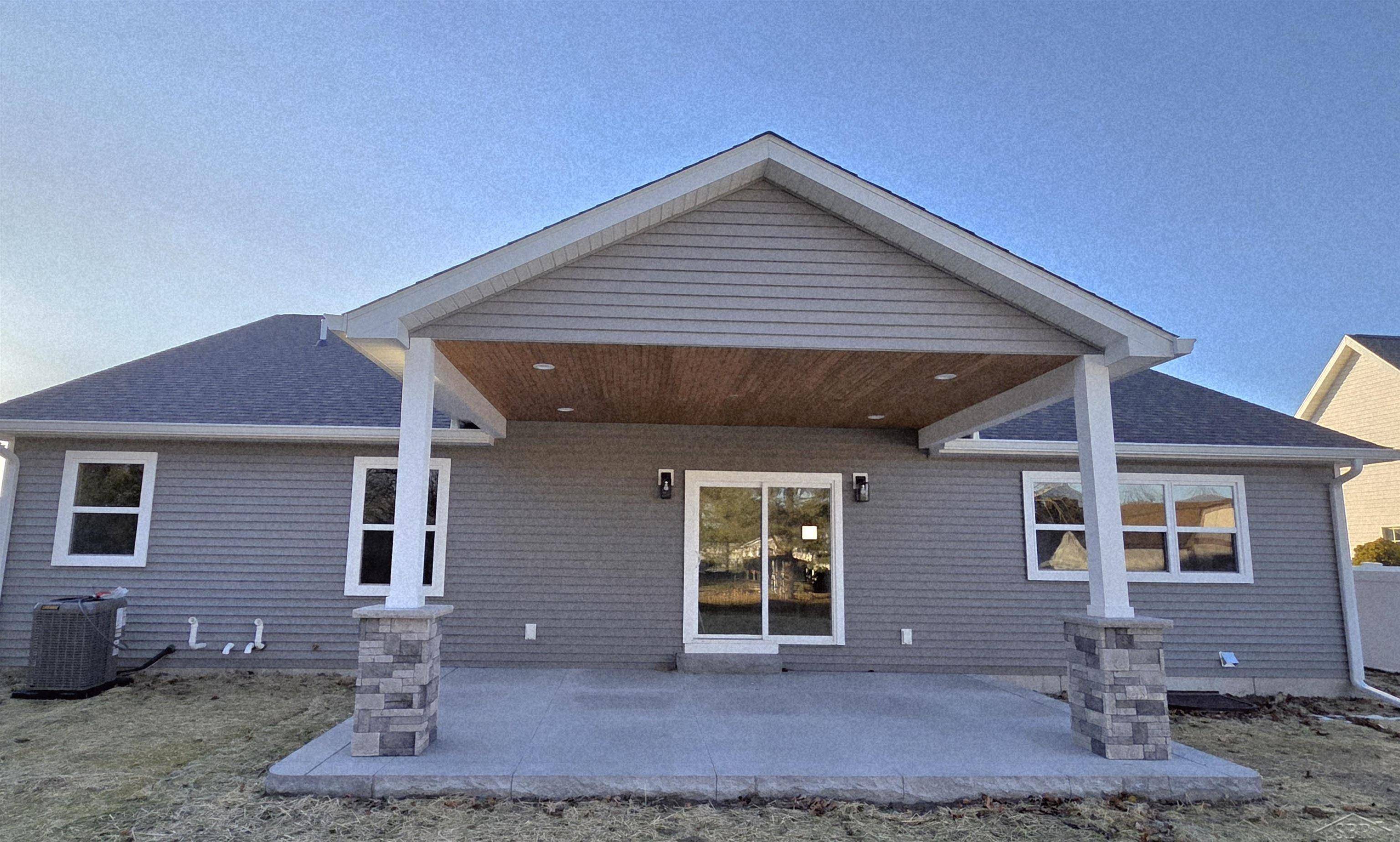 Birch Run, MI 48415,12095 Country Run DR