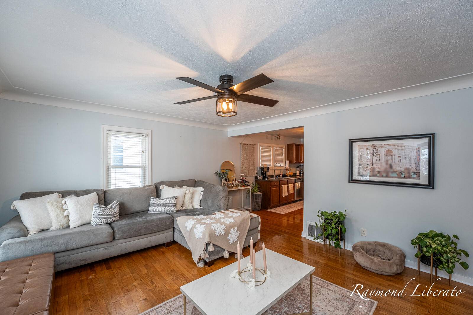 Grand Rapids, MI 49503,825 Spring AVE NE