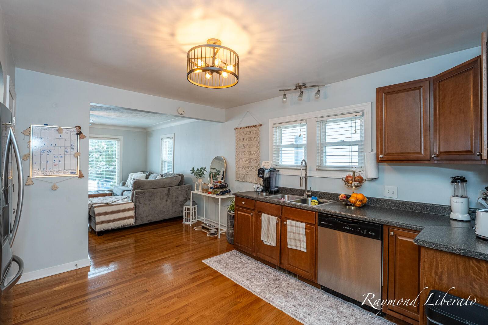 Grand Rapids, MI 49503,825 Spring AVE NE