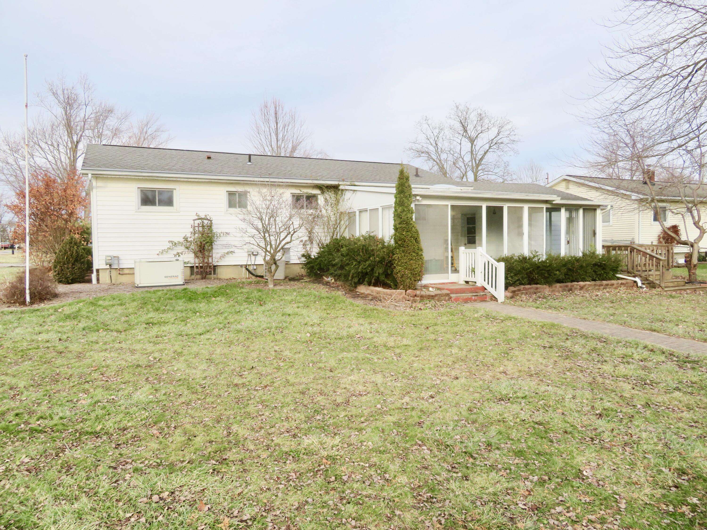 Britton, MI 49229,163 Rose ST