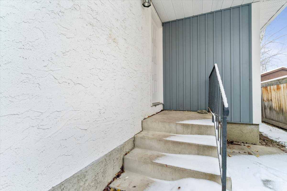 Grande Prairie, AB T8V5E2,6906 97 ST