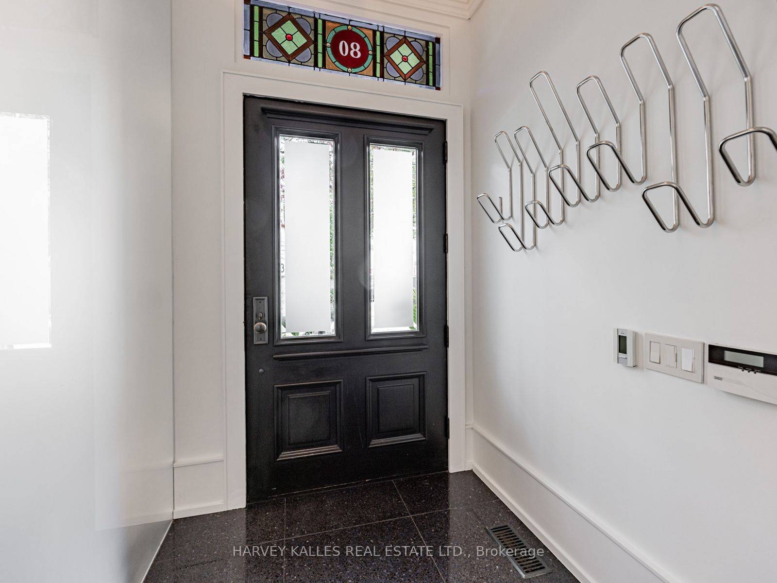 Toronto C02, ON M5R 2E2,80 Hazelton AVE