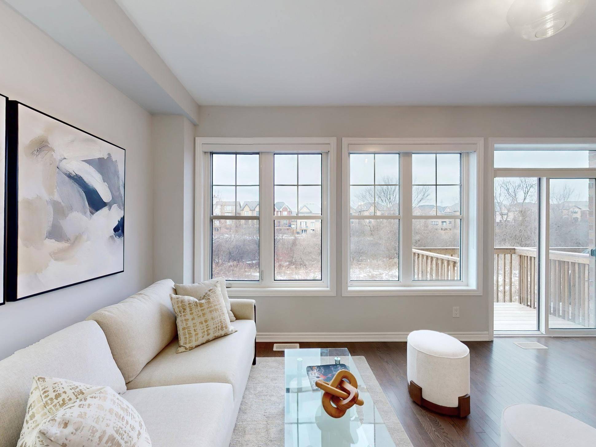 Whitby, ON L1R 0R7,4 Paradise WAY