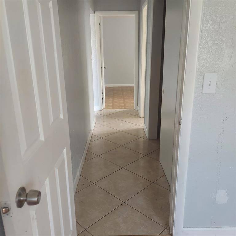 Lauderdale Lakes, FL 33311,Address not disclosed