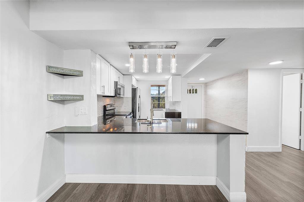 Boca Raton, FL 33428,10120 Boca Entrada Blvd #409