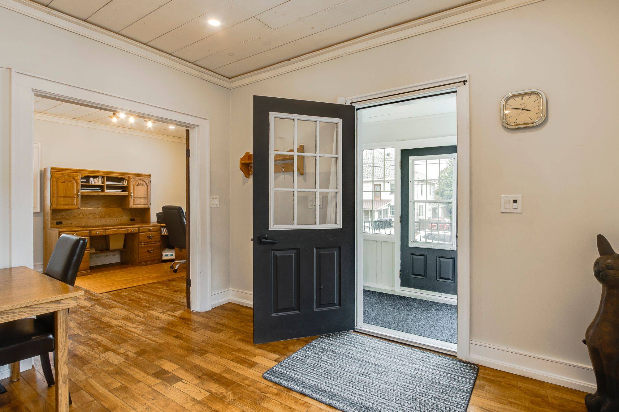 Midland, ON L4R 1L8,641 Bay ST