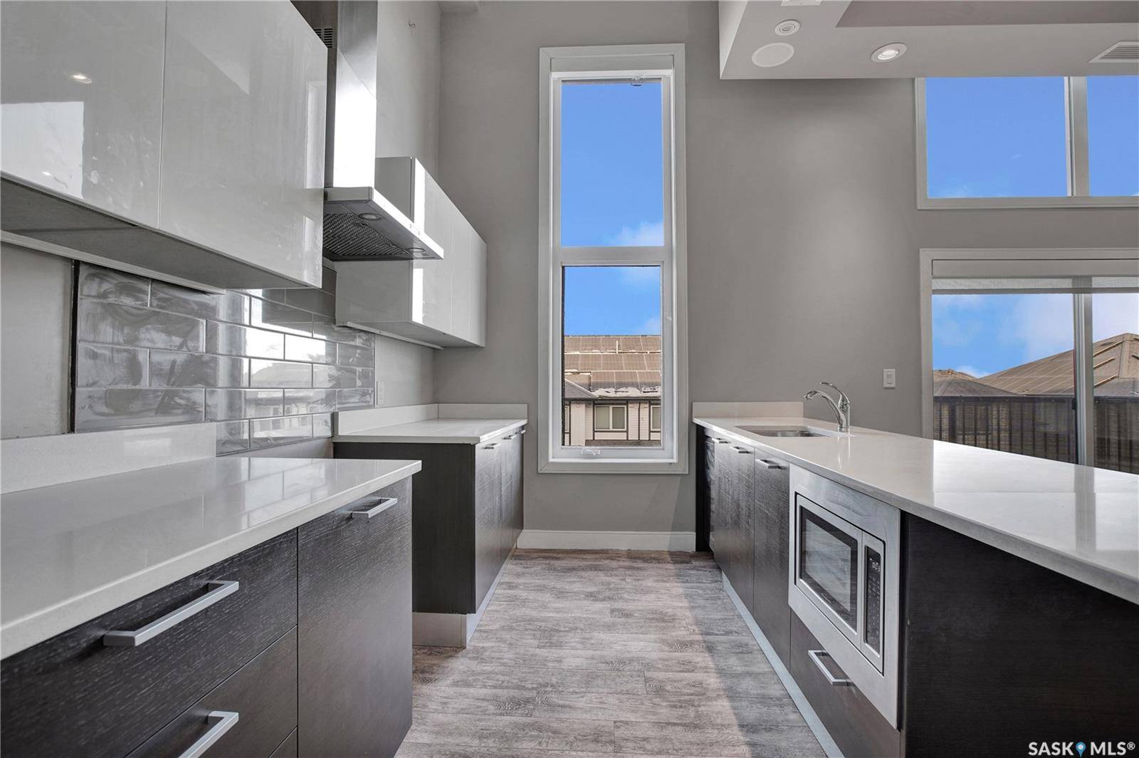 Saskatoon, SK S7W 0T2,419 Willowgrove SQUARE #306