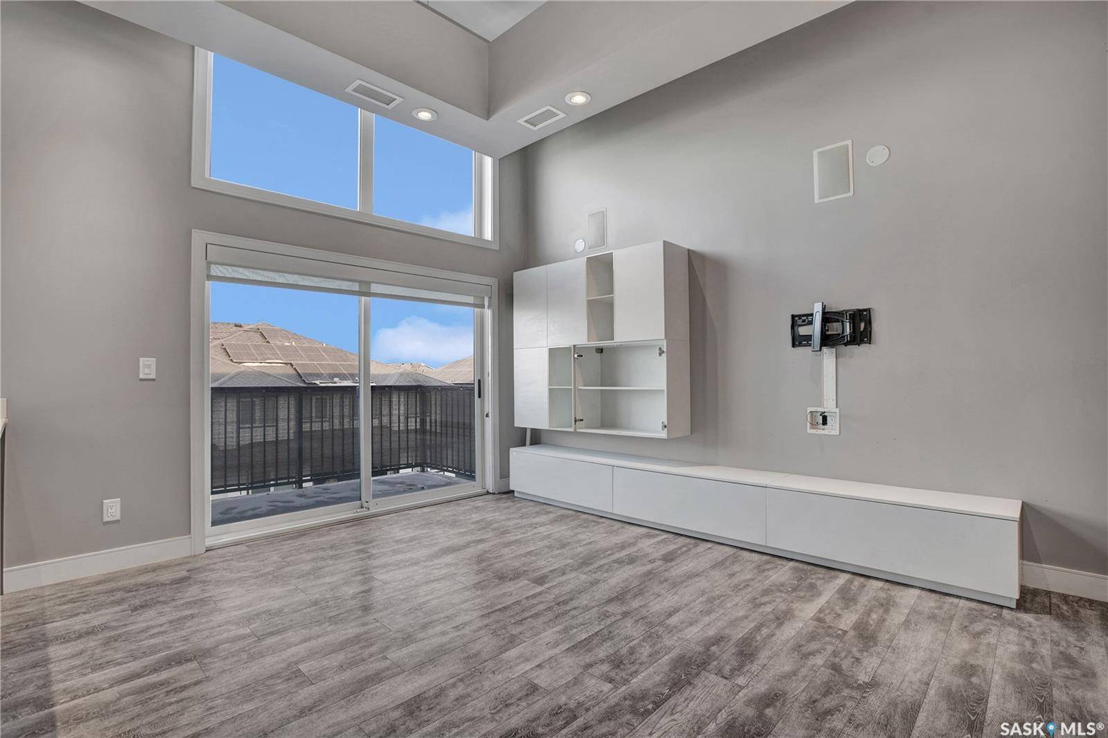 Saskatoon, SK S7W 0T2,419 Willowgrove SQUARE #306