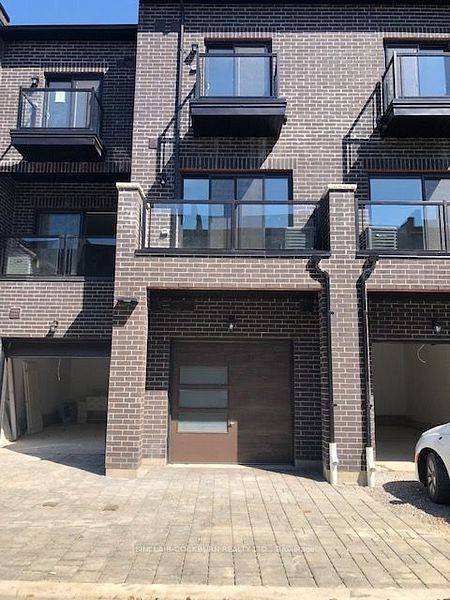 Toronto W04, ON M6L 0A4,35 Creekbank RD #Upper