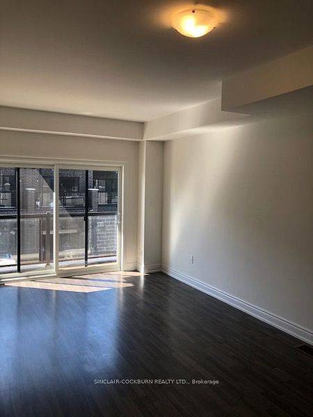 Toronto W04, ON M6L 0A4,35 Creekbank RD #Upper