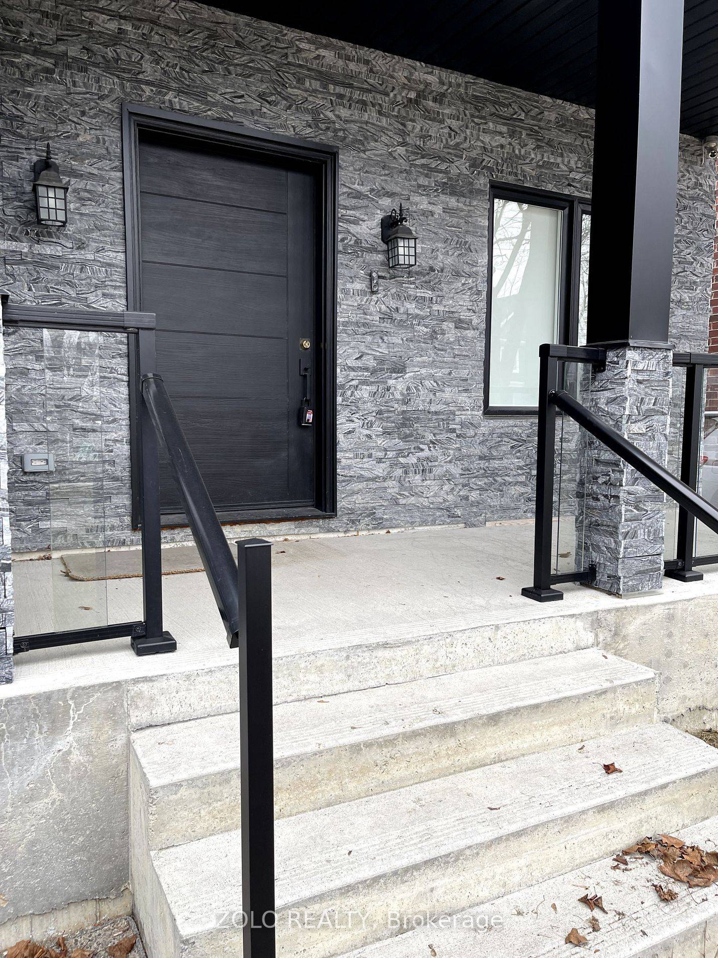 Toronto W06, ON M8W 4B6,18 Paula BLVD #Main