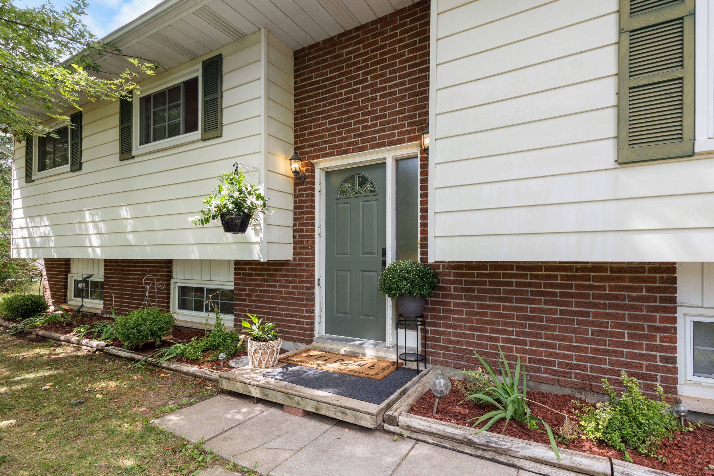 Elizabethtown-kitley, ON K0G 1G0,656 Kitley 3 Line