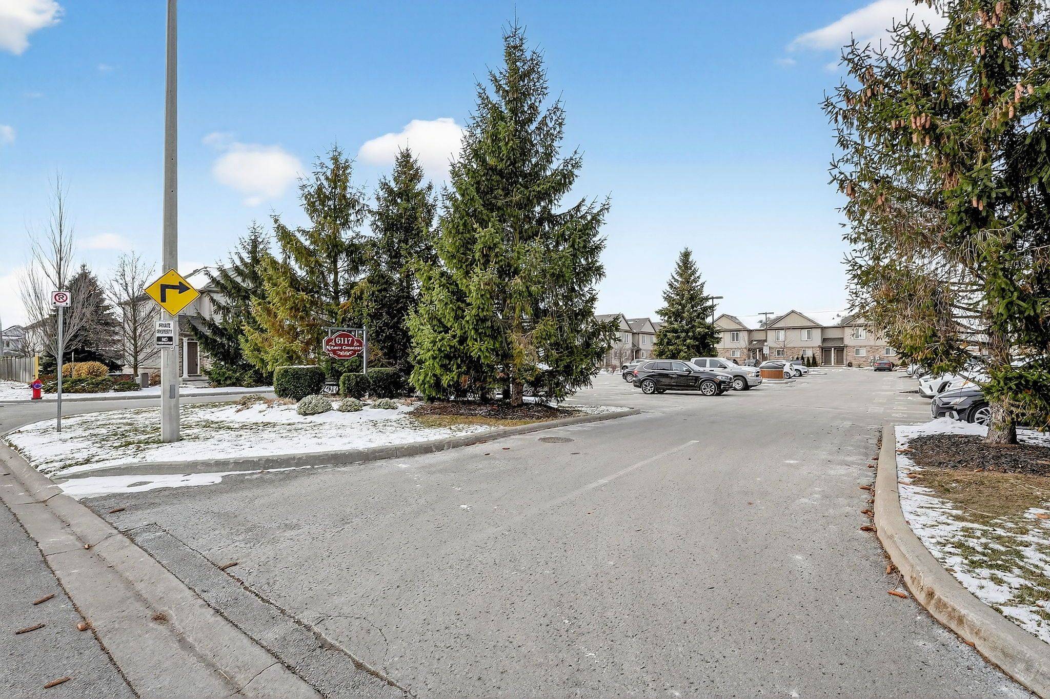 Niagara Falls, ON L2H 0L6,6117 Kelsey CRES #1