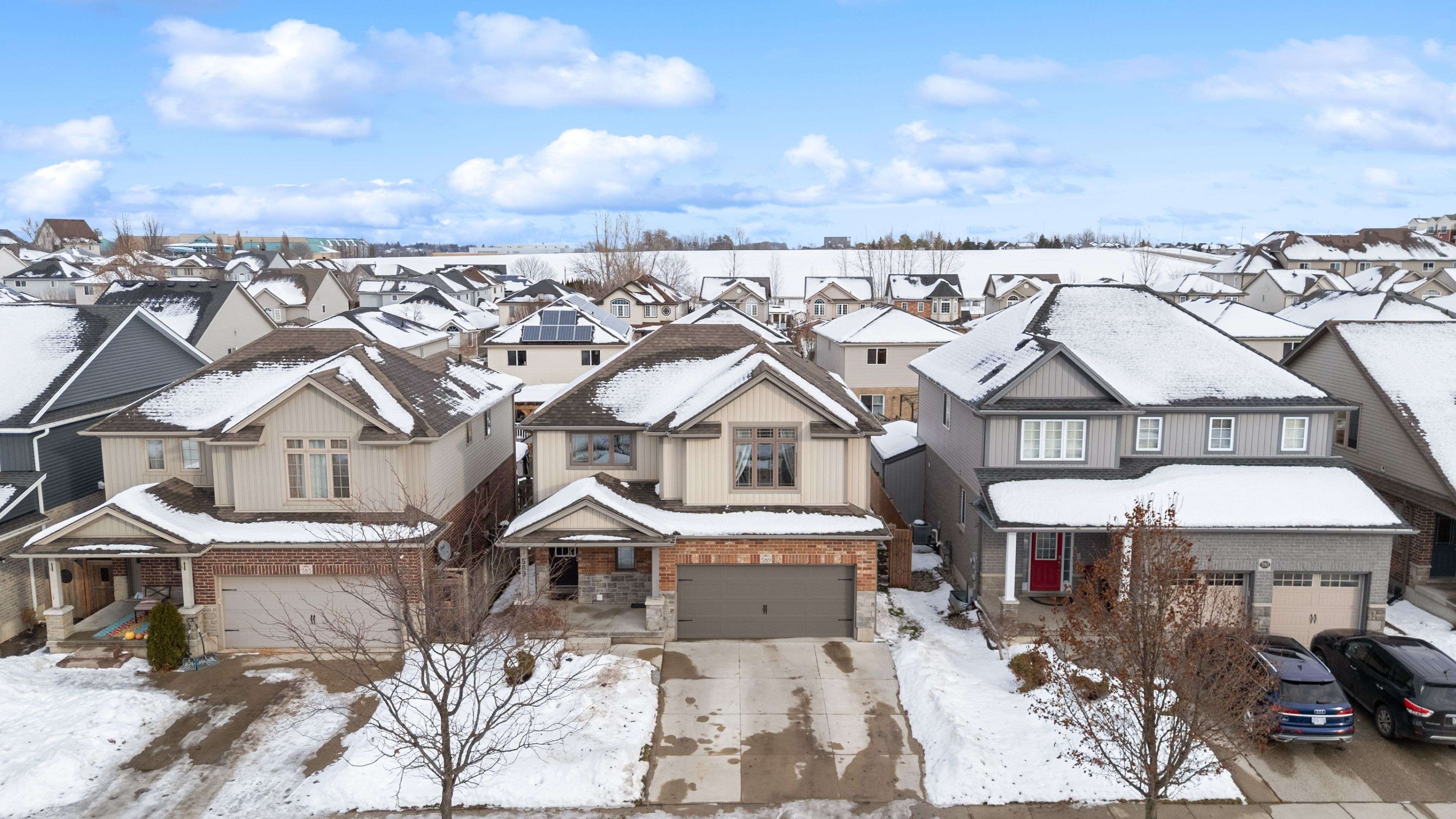 Woodstock, ON N4S 0A1,589 Sales DR