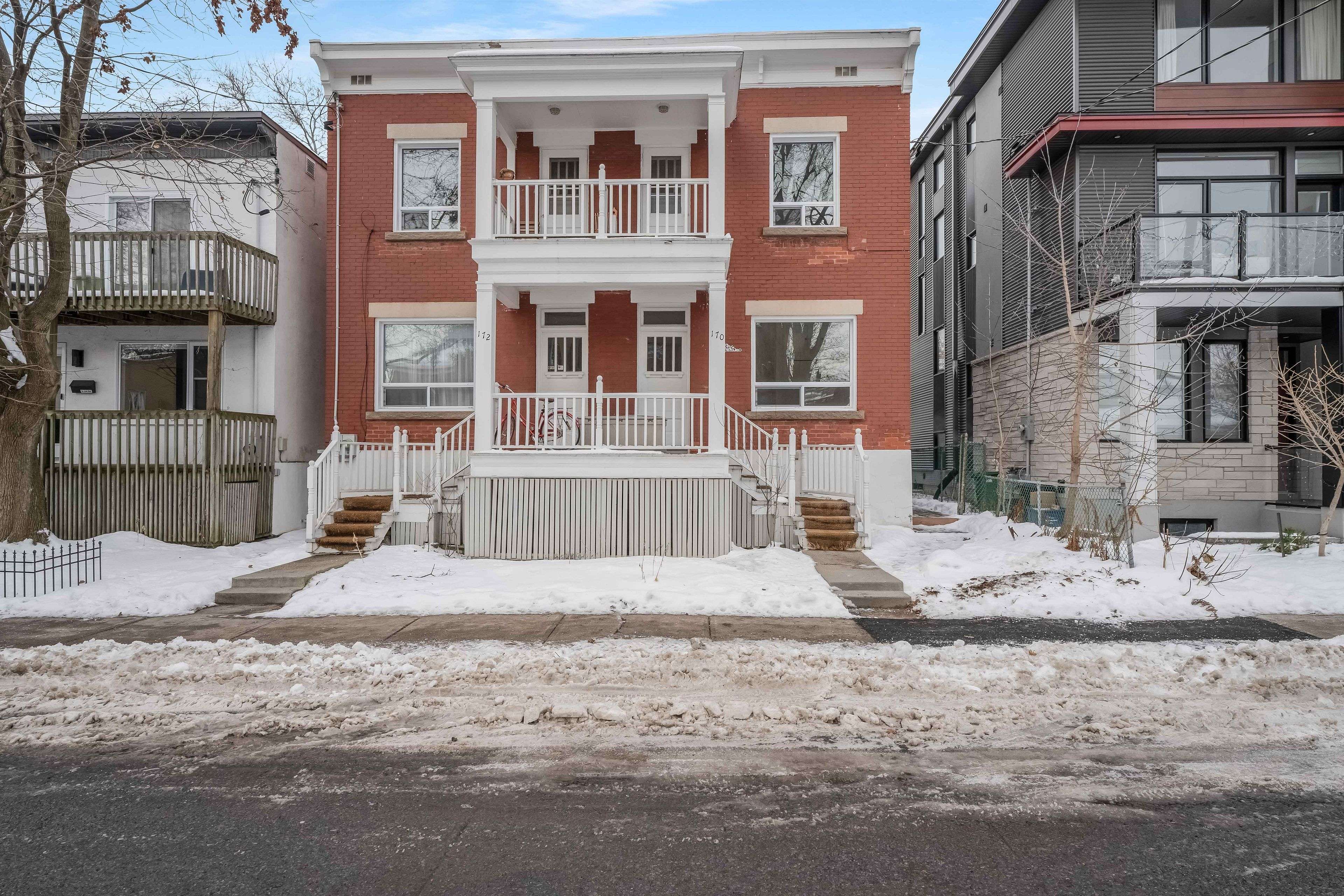 New Edinburgh - Lindenlea, ON K1M 1X6,170 Ivy CRES #2