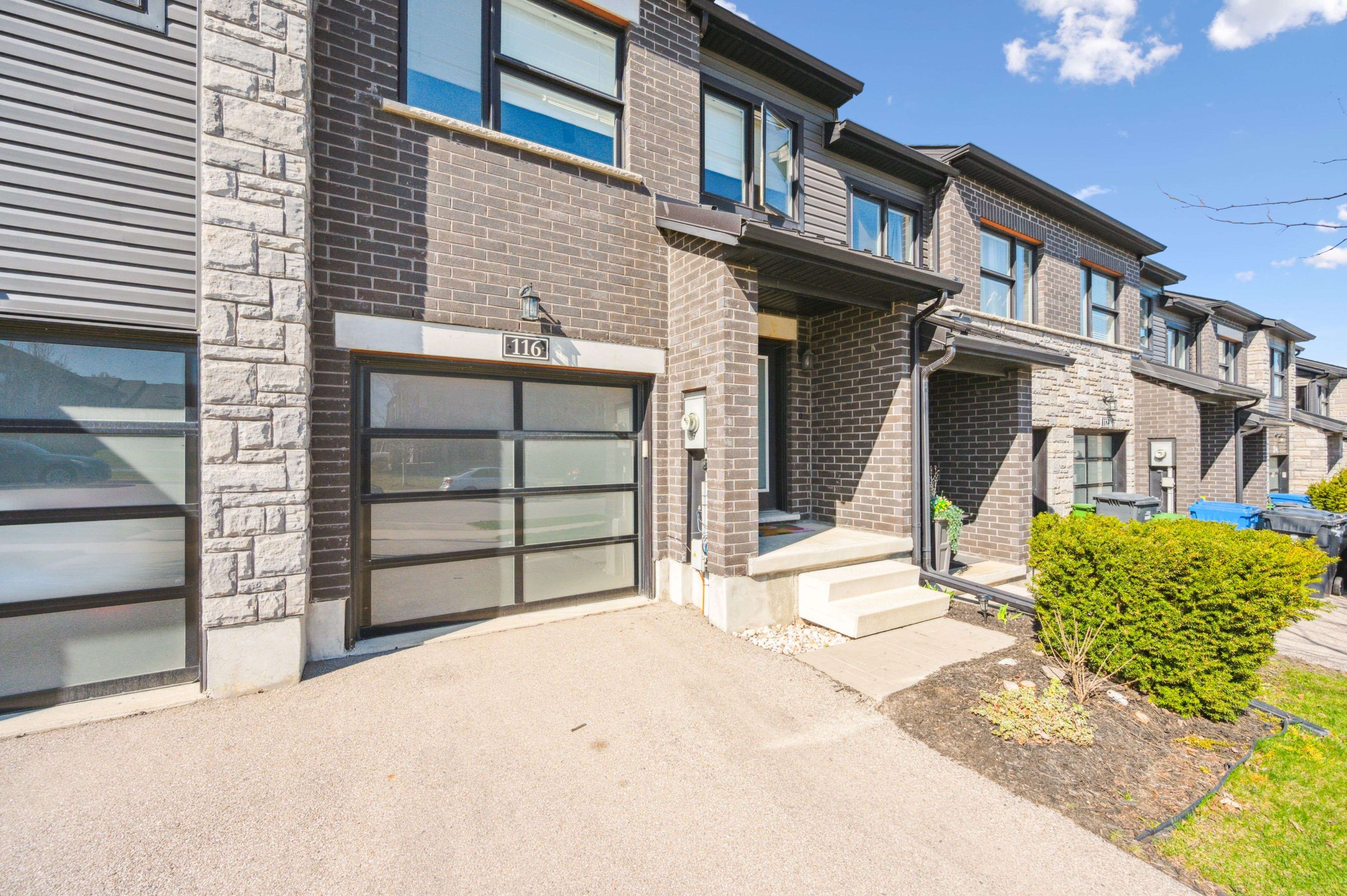 Guelph, ON N1L 0M7,116 Hawkins DR