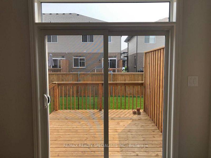 Belleville, ON K8N 4Z5,16 Miramichi ST E