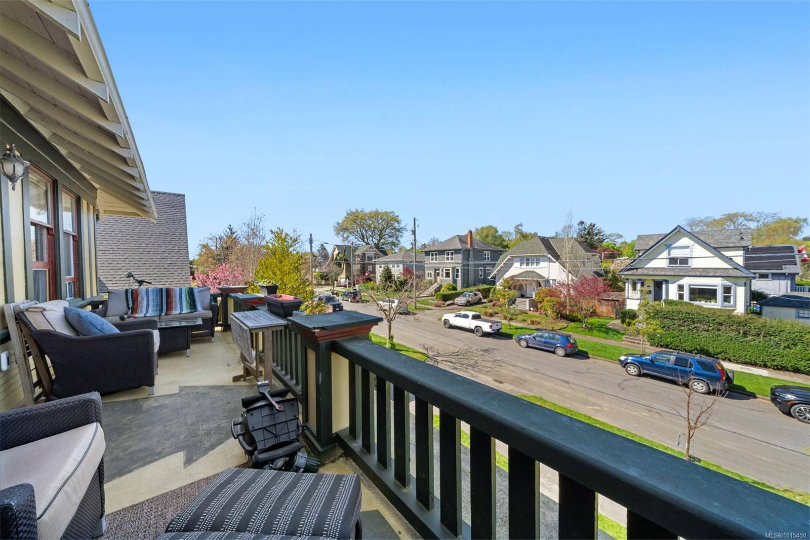 Victoria, BC V8V 4B1,123 Cambridge St