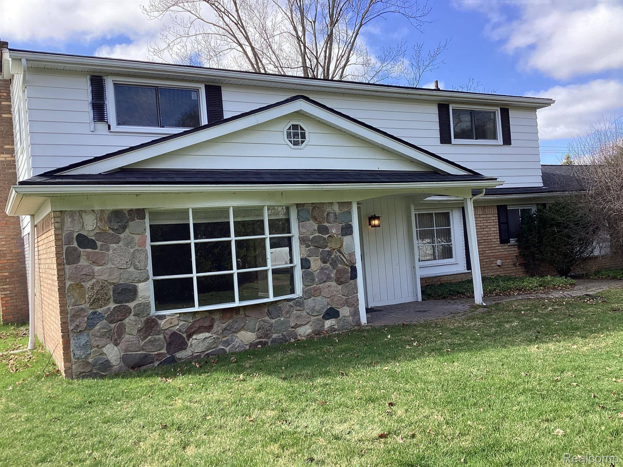 Bloomfield Hills, MI 48301,4747 QUARTON RD