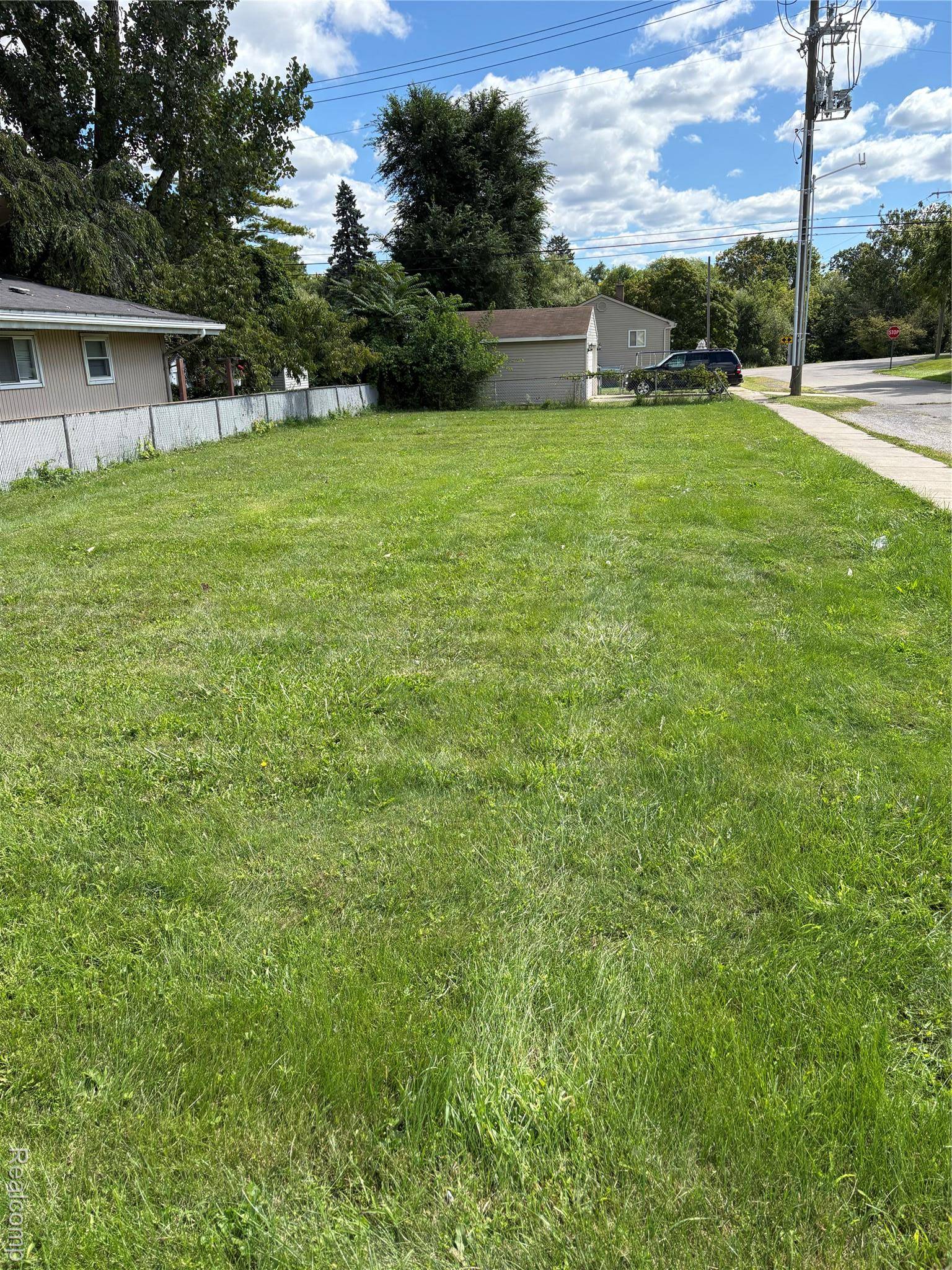 Redford, MI 48239,15802 Beech Daly RD