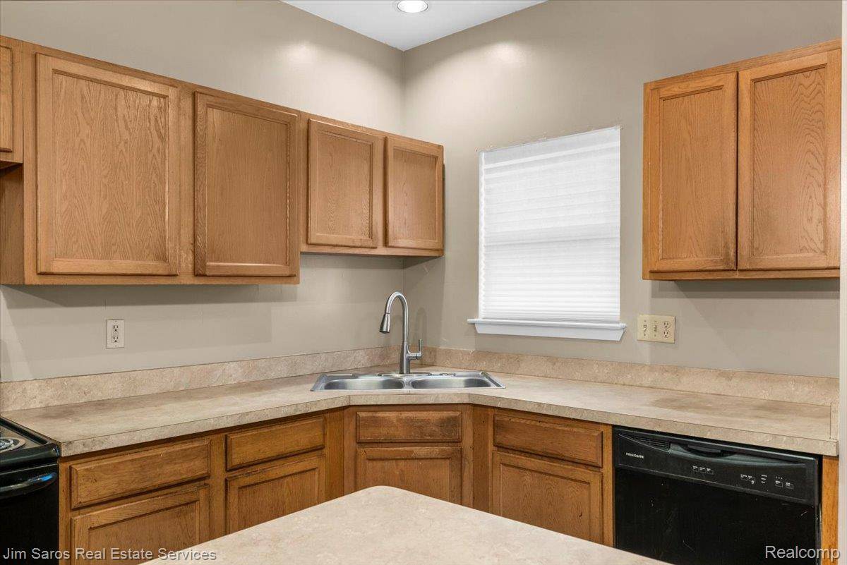 Detroit, MI 48238,3399 Ewald CIR