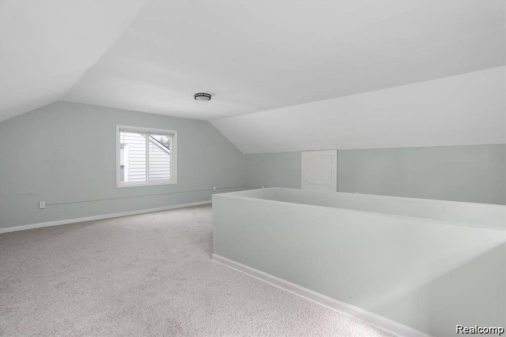 Detroit, MI 48221,18966 San Juan DR