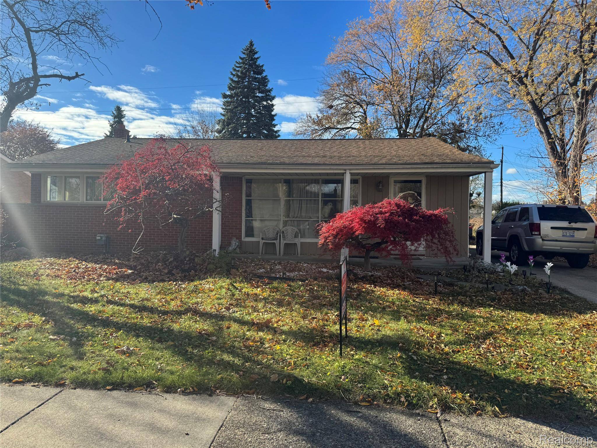 Warren, MI 48092,32075 Saint Annes DR