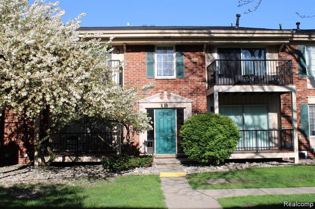 Sterling Heights, MI 48312,12060 15 Mile RD