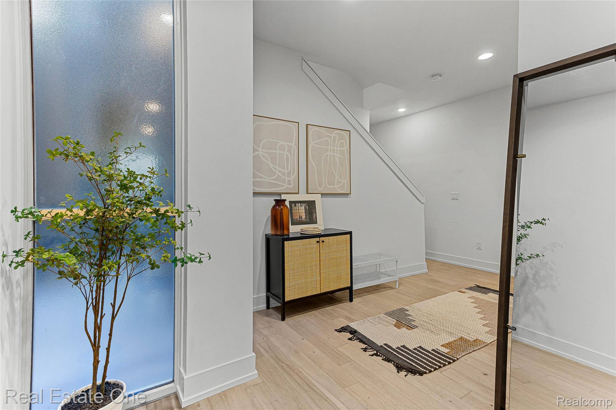 Detroit, MI 48322,2837 BRUSH