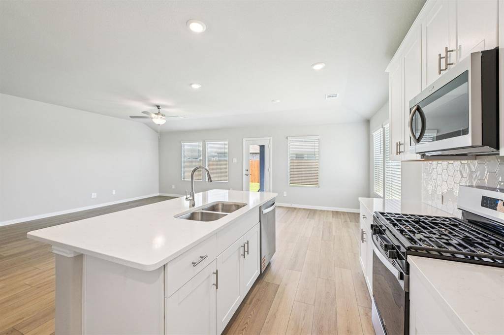 Lavon, TX 75166,836 Wisteria Lane