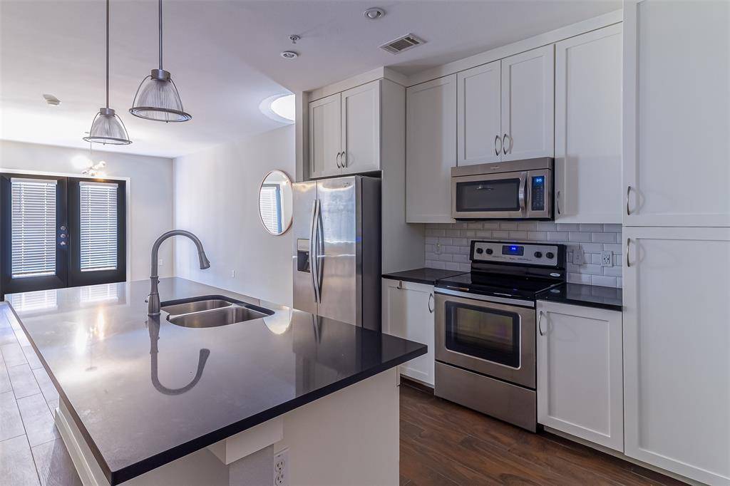 Dallas, TX 75206,5609 SMU Boulevard #305