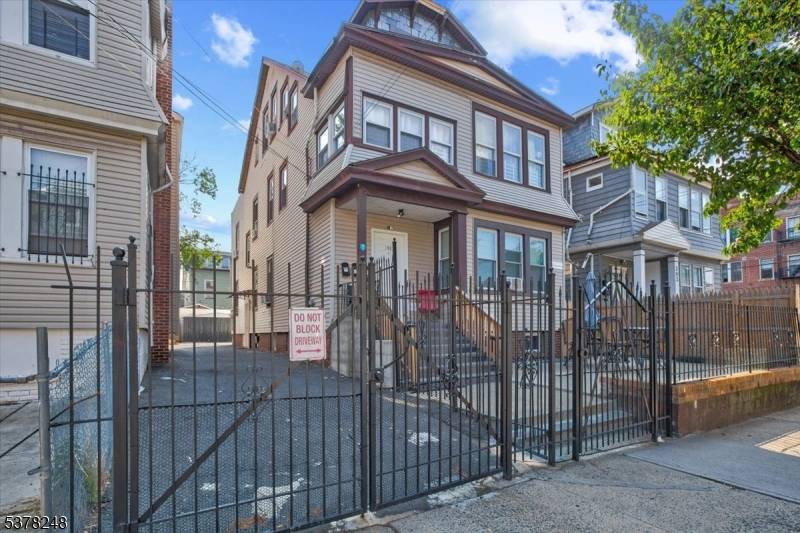 Newark City, NJ 07112,198-200 Shephard Ave