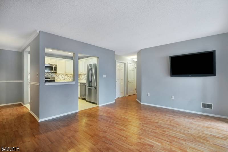 Branchburg Twp., NJ 08876,807 Breckenridge Dr