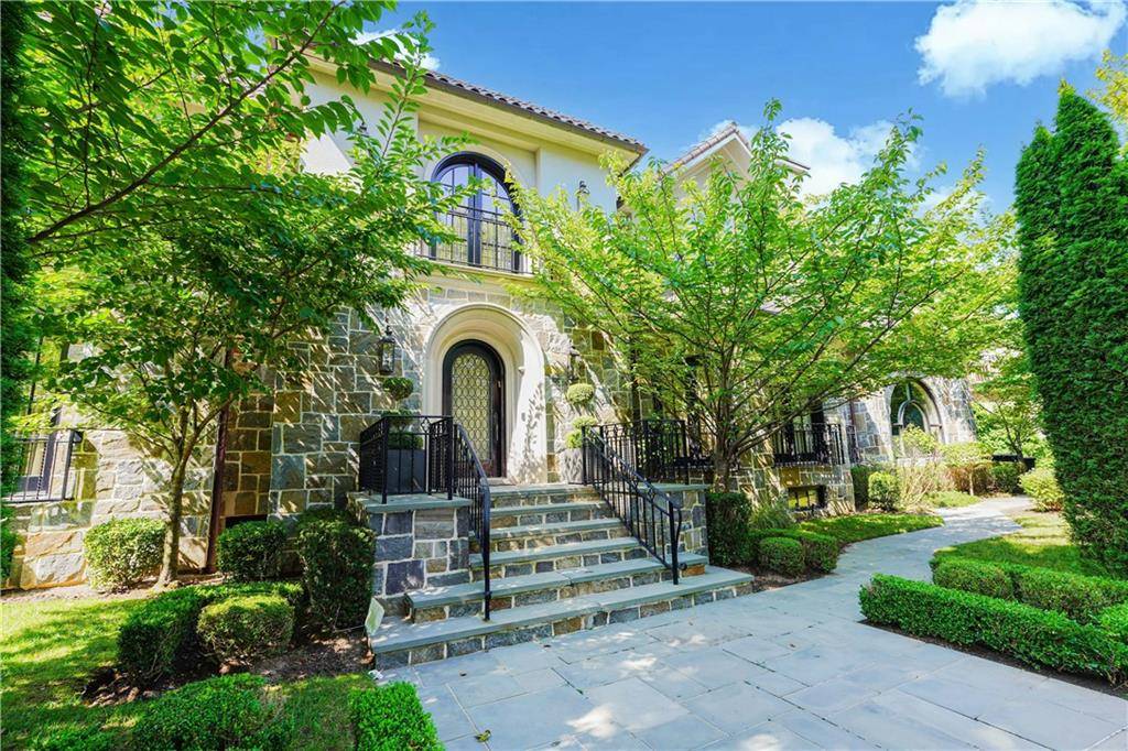 Brooklyn, NY 11234,86 Gaylord DR South